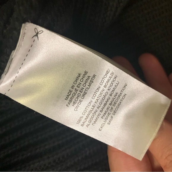 Lauren Ralph Lauren Black Sweater with velvet sleeve Detailing Size Medium - Picture 4 of 5